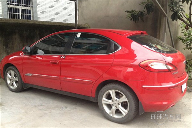 2010款 改款三廂 1.8L 自動進取型