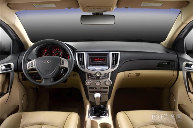 2010款 改款三廂 1.8L 自動尊貴型