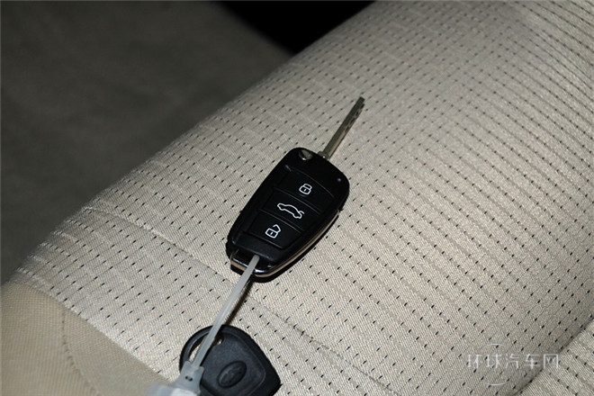 2013款 1.5L 手動風尚型