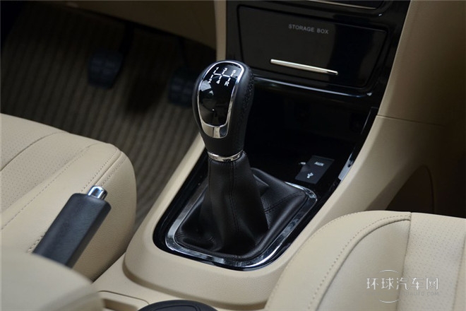 2013款 1.5L 手動(dòng)智尚型