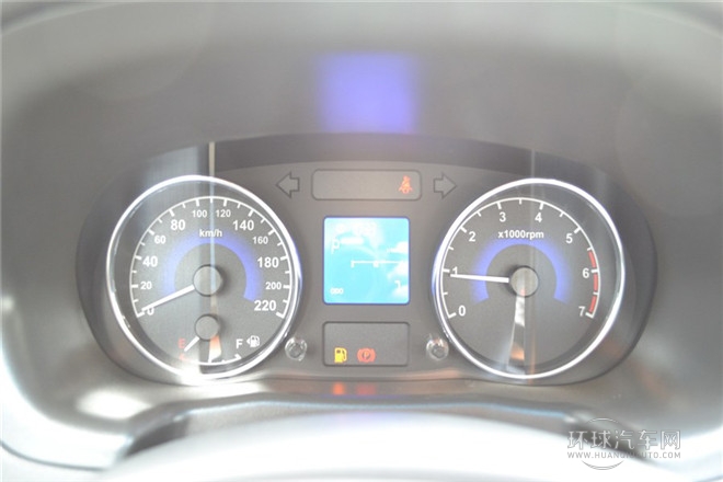 2014款 1.8L CVT卓悅天窗型