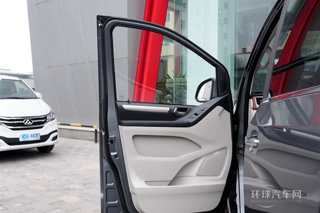 2014款 2.0T 自動豪華行政版