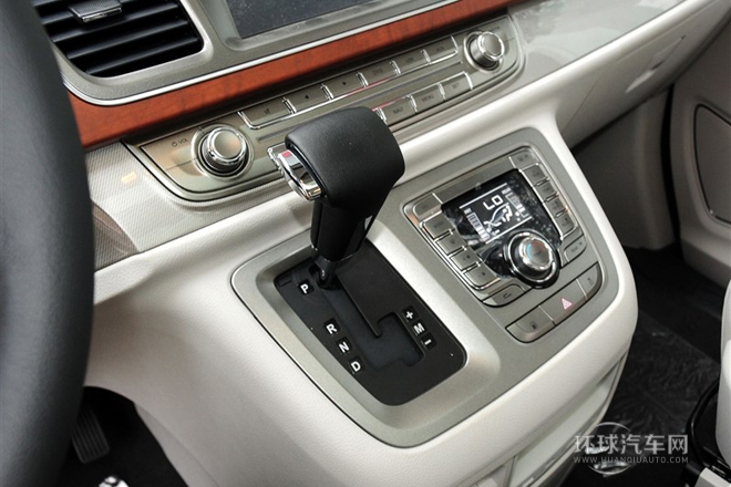 2014款 2.0T 自動(dòng)豪華行政版