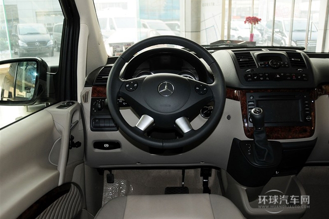 2012款2.5L領航版