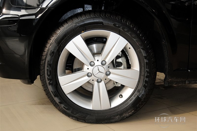 2012款2.5L尊貴版