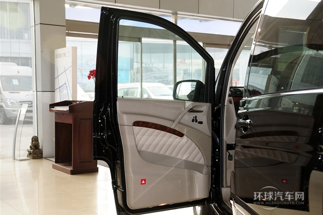 2012款2.5L尊貴版