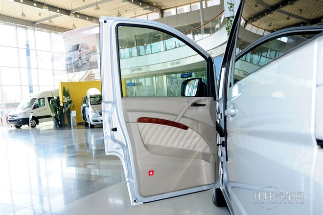 2013款3.0L舒適版