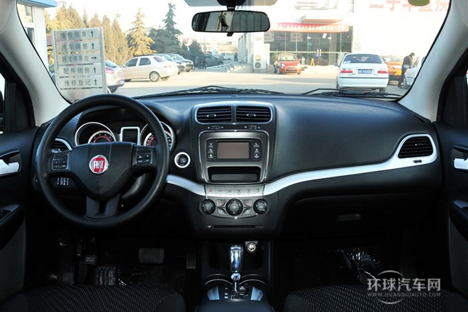 2012款 2.4L 舒適版