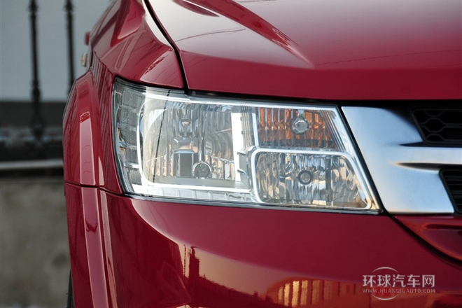 2012款 2.4L 舒適版