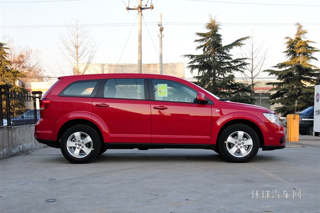 2012款 2.4L 舒適版