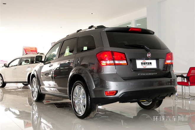 2013款 2.4L 豪華導航版