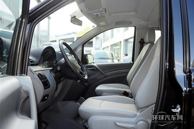 2011款2.5L商務版