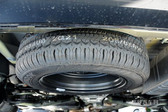 2013款3.0L商務(wù)版