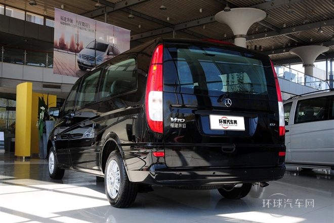 2013款3.0L商務(wù)版