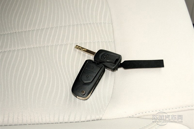 2014款 2.0T 手動(dòng)豪華版