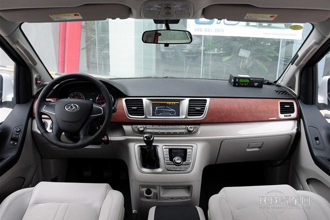 2014款 2.0T 手動(dòng)豪華版