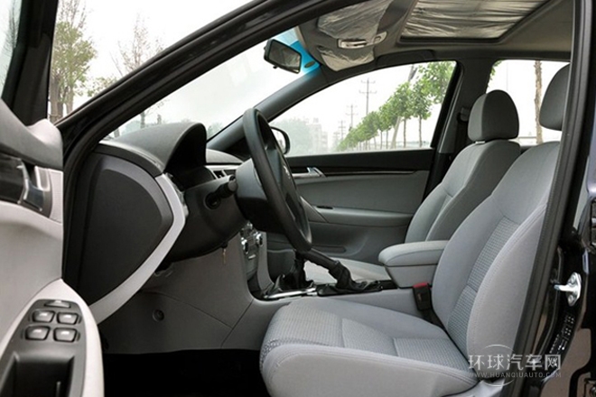 2011款 1.6L 手動豪華型