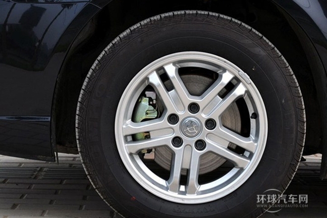 2011款 1.6L 手動舒適型