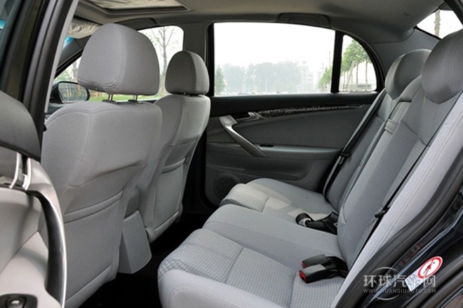 2011款 1.6L 手動(dòng)舒適型