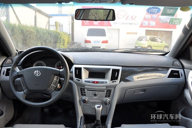 2011款 1.8L 手動豪華型