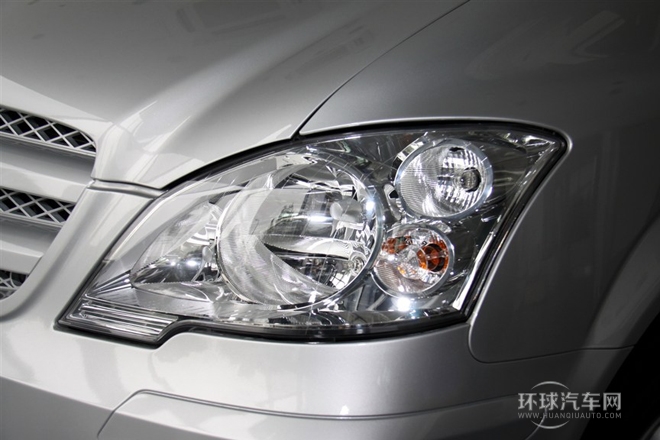 2014款3.0L商務(wù)版