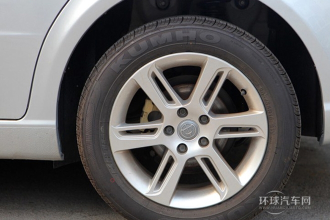 2011款 1.8L 手動舒適型