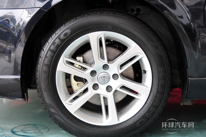 2011款 1.8L 自動豪華型