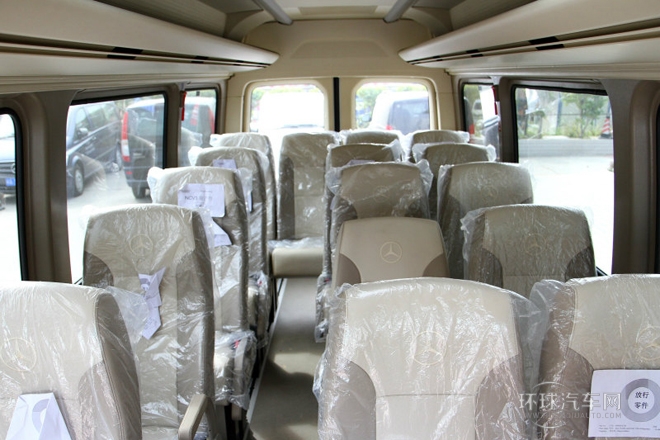 2012款2.1T尊旅長軸加長版