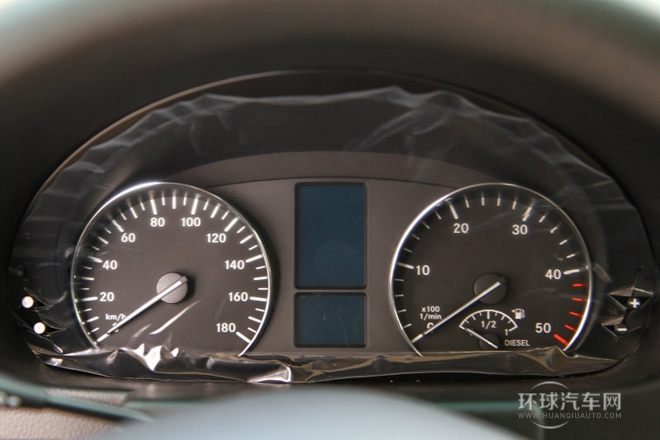 2012款2.1T尊旅長軸加長版