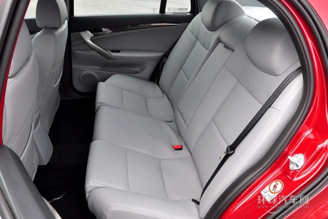 2011款 1.8T 手動豪華型