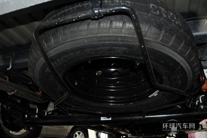 2014款 2.5T商杰版長軸中頂