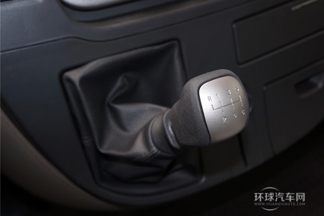 2014款 2.5T商杰版長軸高頂