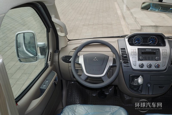 2014款 2.5T商杰版長軸高頂