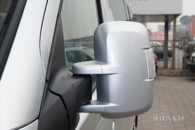 2014款 2.5T商杰版長軸高頂