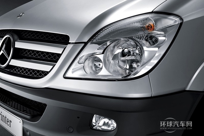 2012款2.1T尊旅中軸版