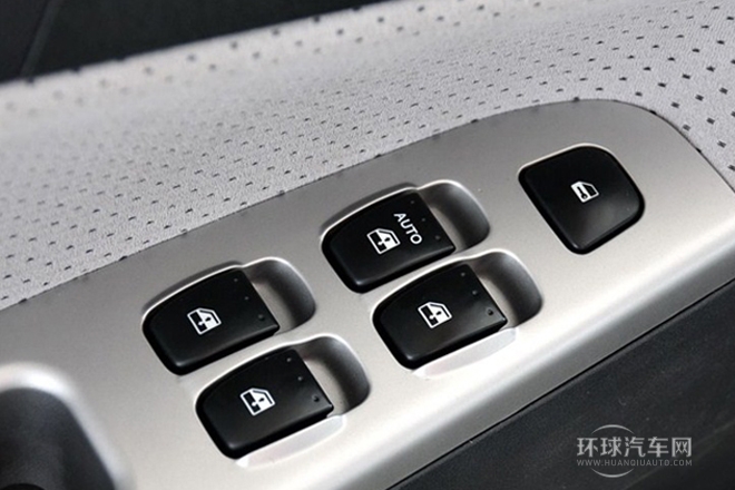 2010款 1.3L 手動豪華型