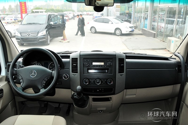 2012款2.1T尊旅中軸版