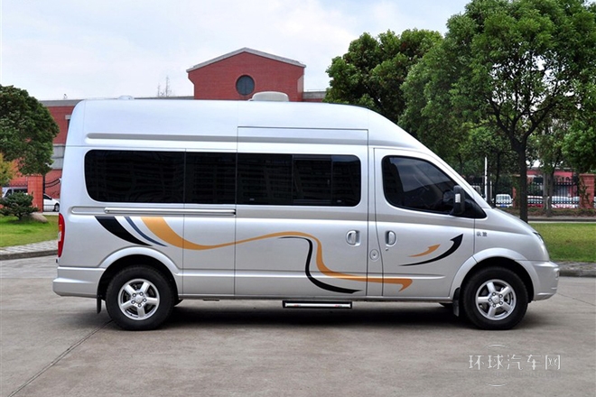 2013款 2.5T適尊房車C型-商務版