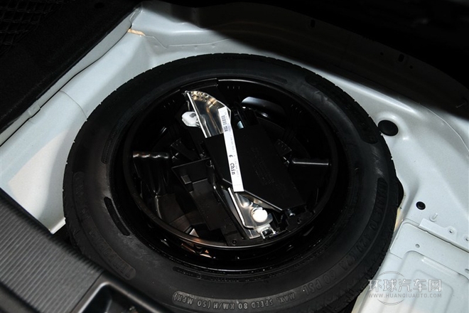 2013款A(yù)180時(shí)尚版