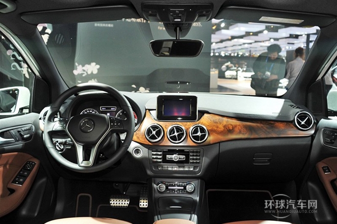 2012款B200 1.6T 雙離合