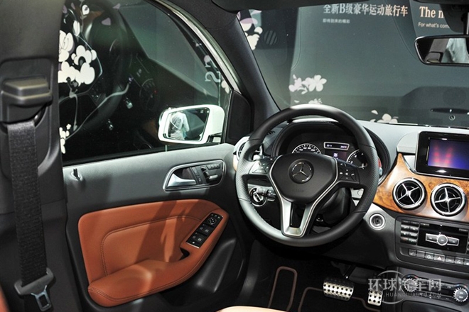 2012款B200 1.6T 雙離合