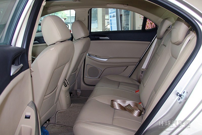 2013款 550 1.8L 自動(dòng)啟智版