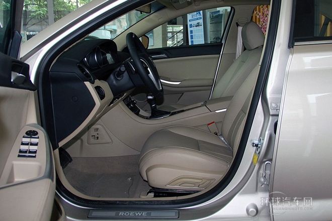 2013款 550 1.8L 自動(dòng)啟智版