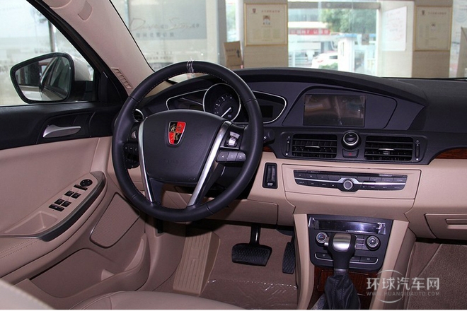 2013款 550 1.8L 自動(dòng)啟智版