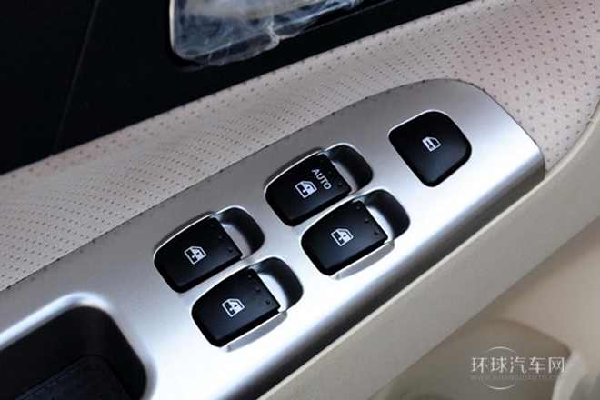 2011款 1.5L 手動精英型