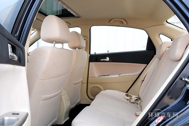 2011款 1.5L 手動精英型