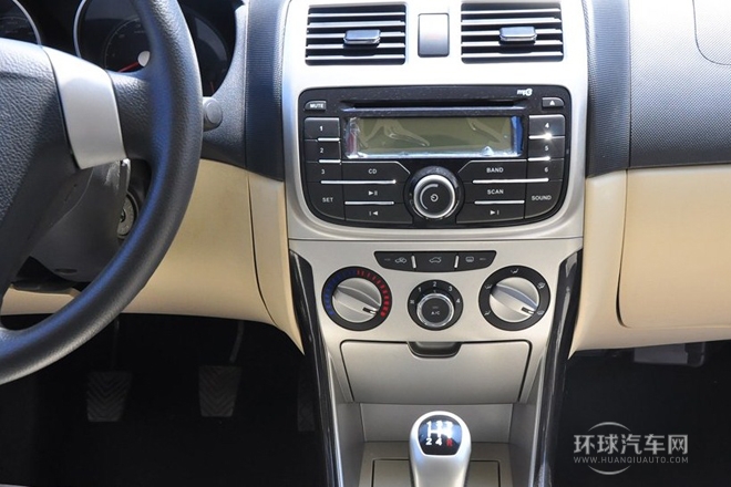 2011款 1.5L 手動舒適型
