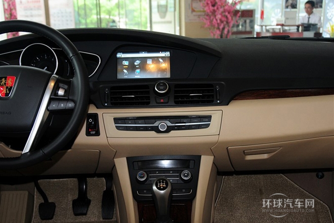 2013款 550S 1.8L 手動啟逸版