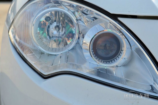 2011款 1.5L 自動(dòng)豪華型