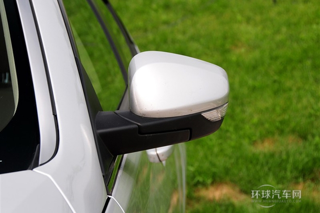 2013款 550S 1.8L 自動啟臻版